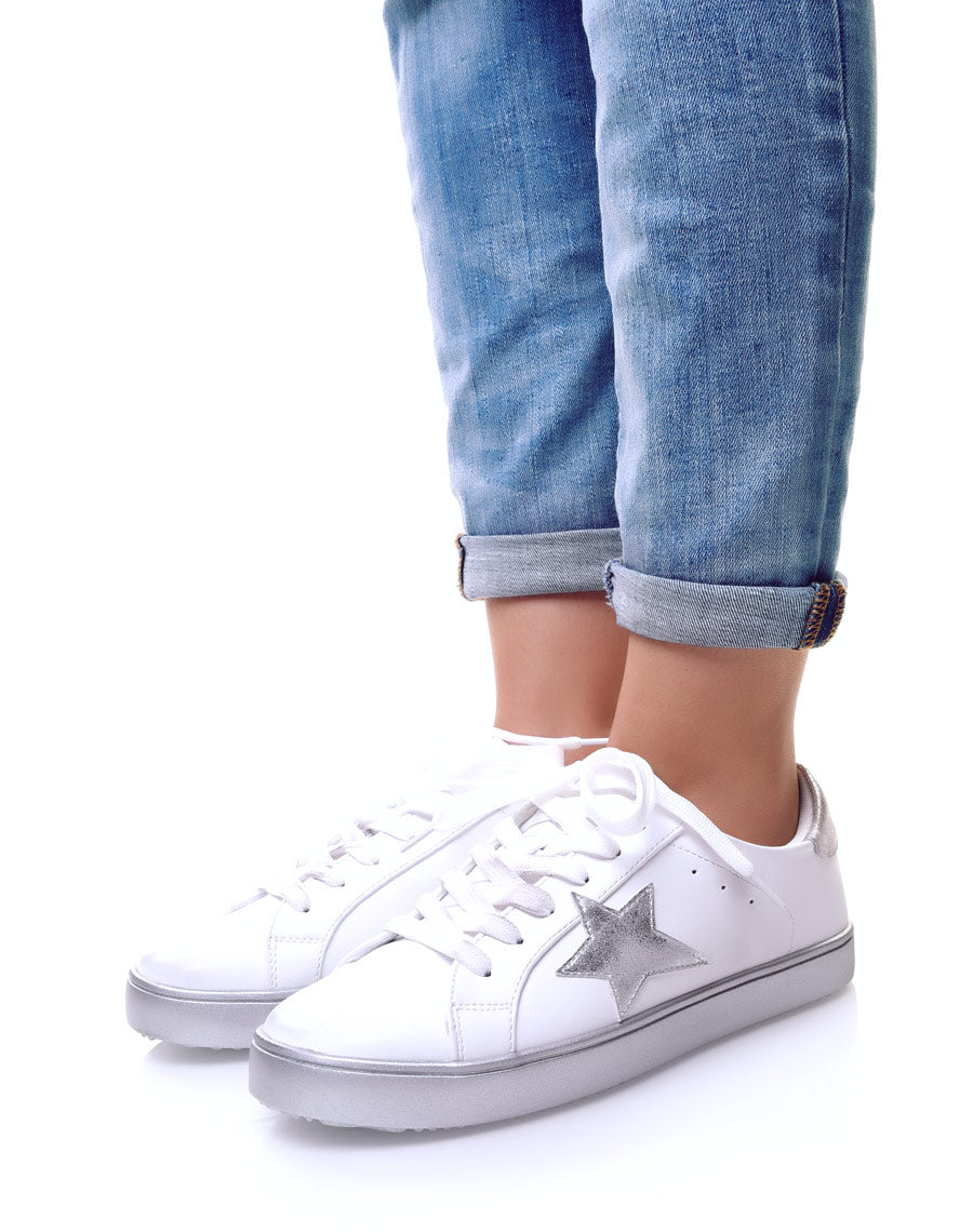 Basket avec étoile à lacets argent