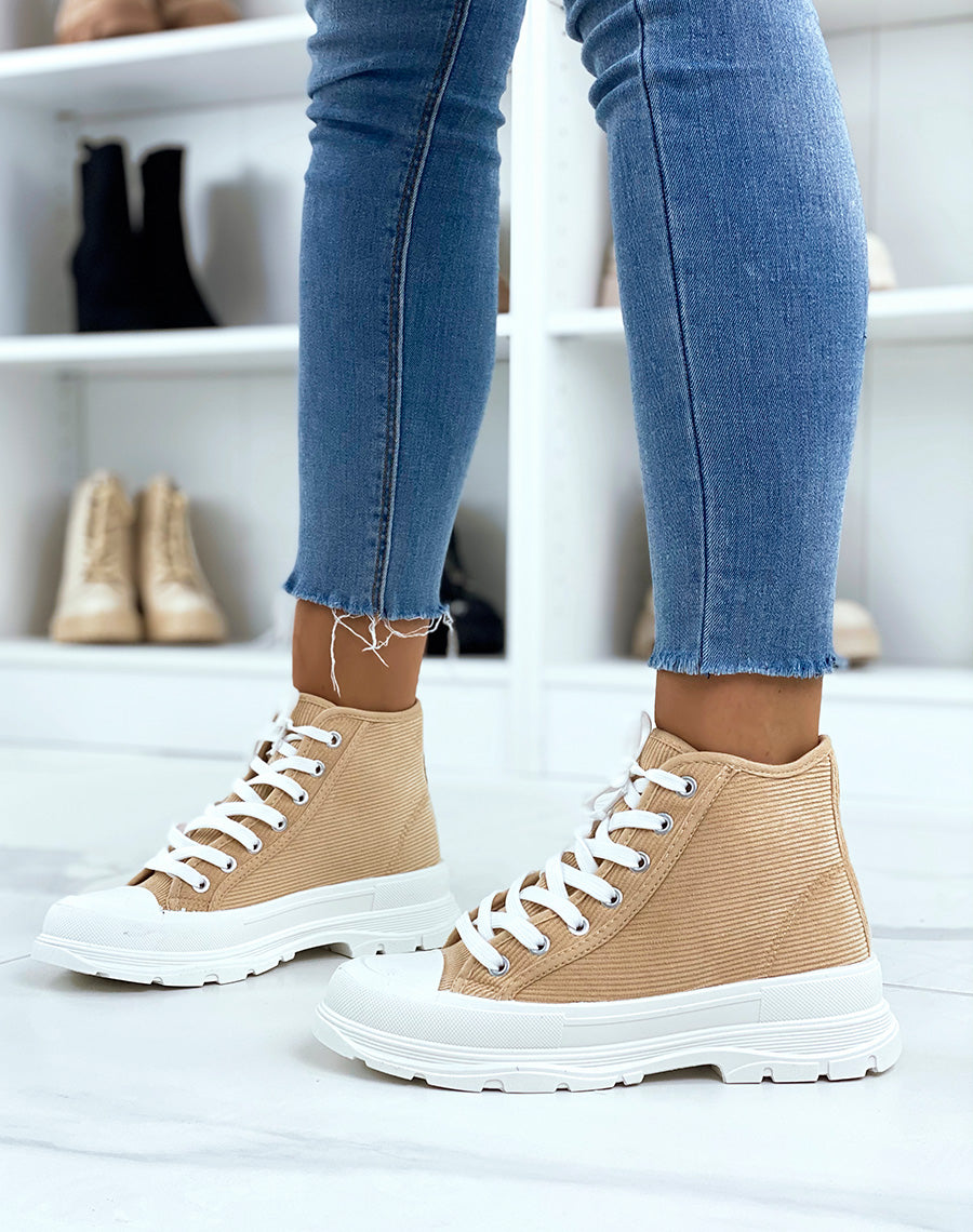 Basket beige foncé montantes en suédine rayée