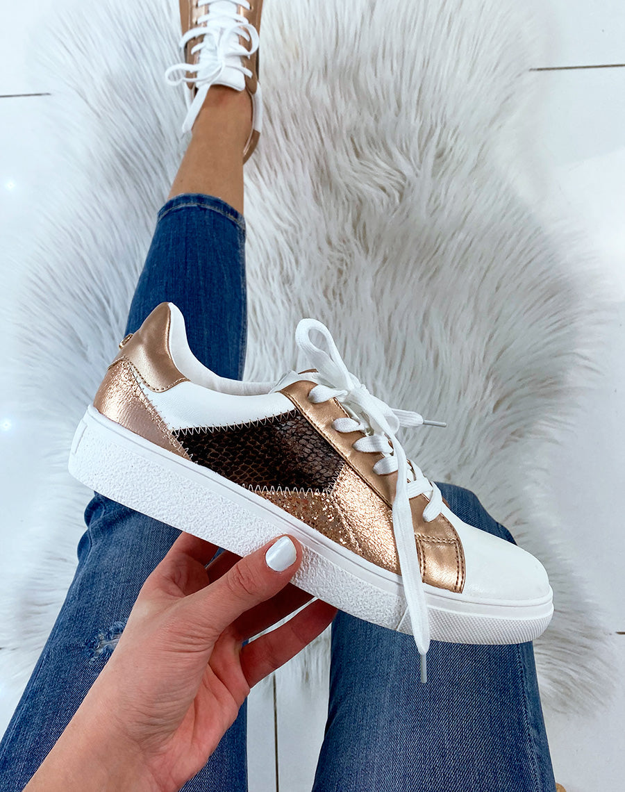Basket blanche et rose gold à motifs animaliers