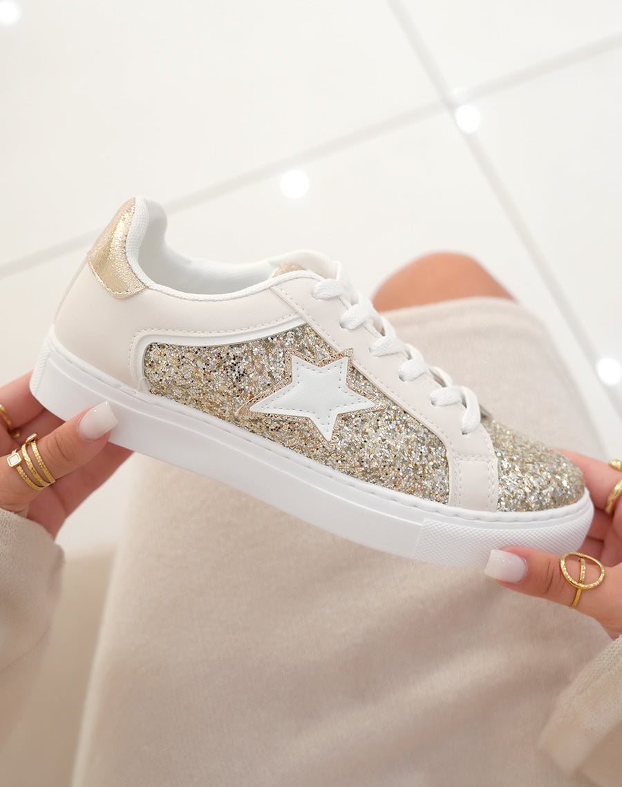 Basket femme blanche et dorée avec paillettes et étoile blanche