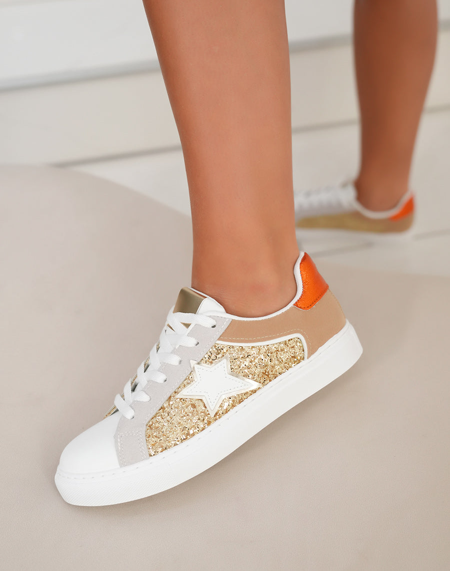 Basket femme dorée avec paillettes étoile blanche et empiècement orange