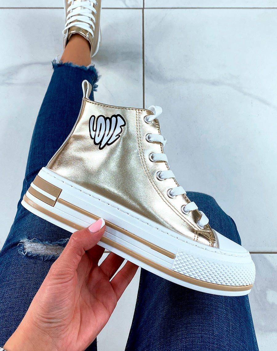 Basket femme dorée et à inscription Love