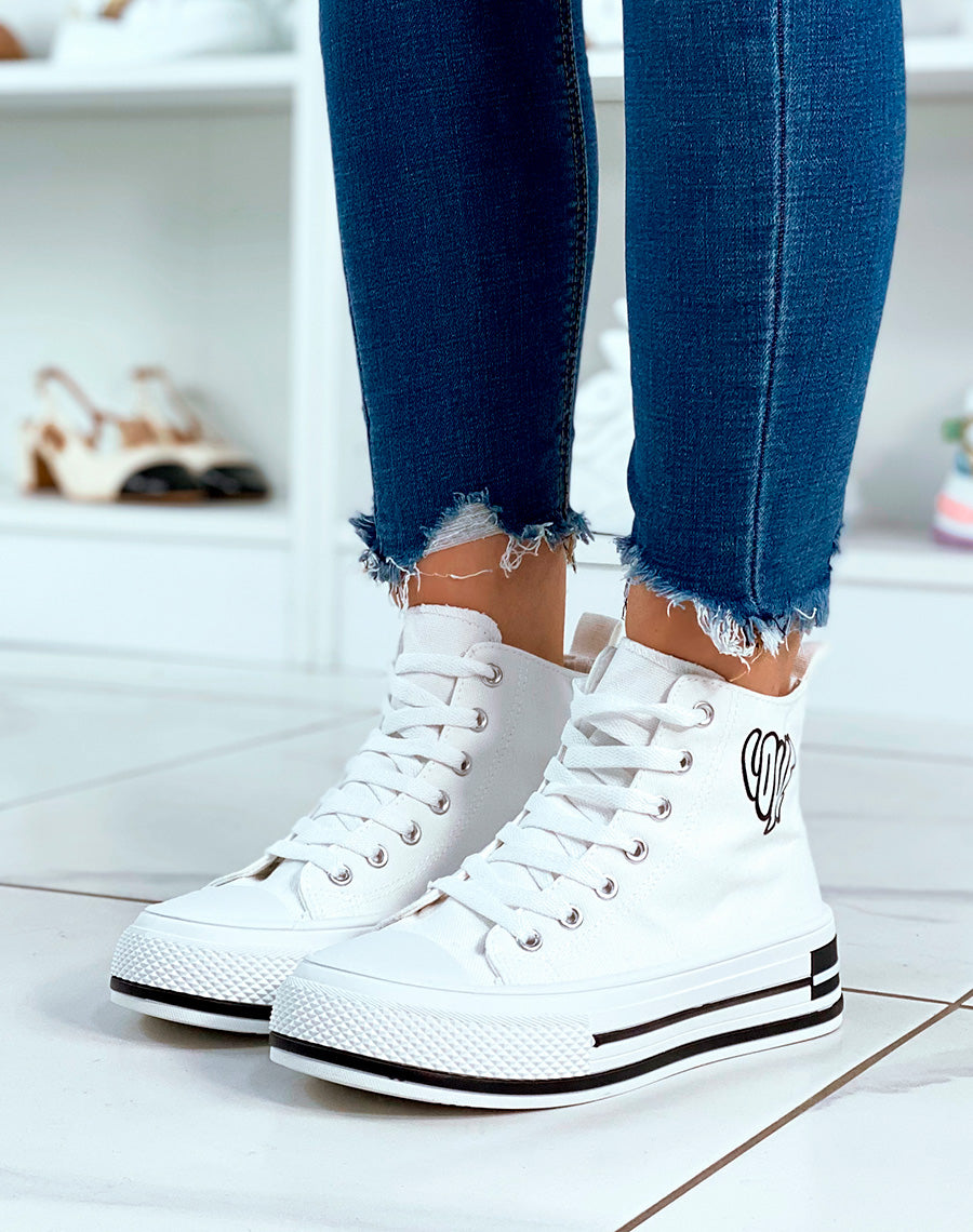 Basket femme en toile blanche et à inscription Love