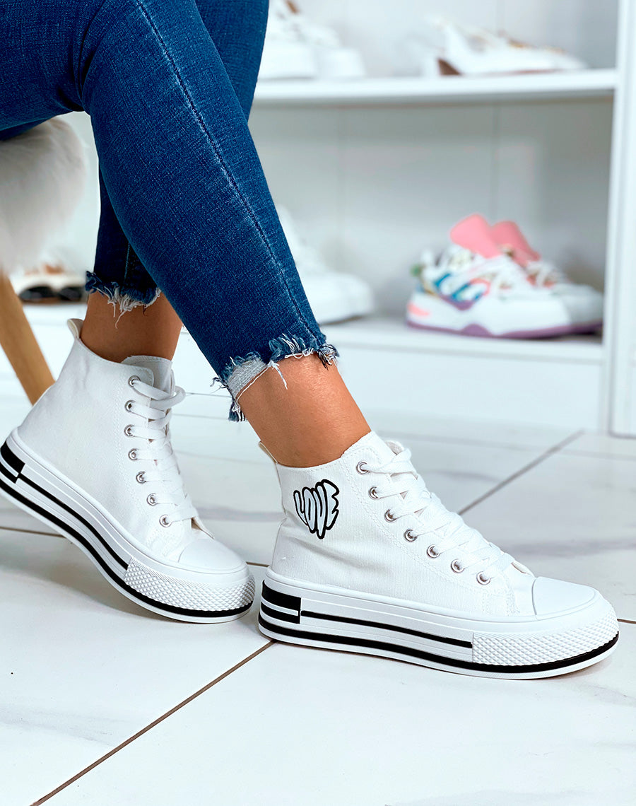 Basket femme en toile blanche et à inscription Love