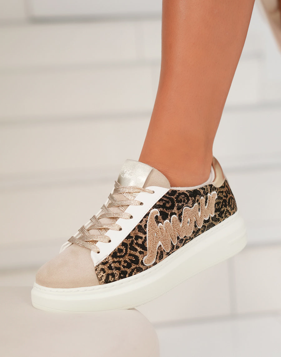 Basket femme à plateforme léopard noir et doré avec inscription Amour