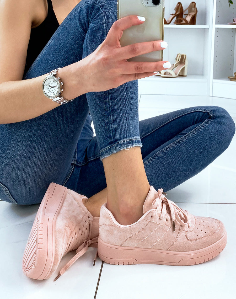 Basket rose en suédine