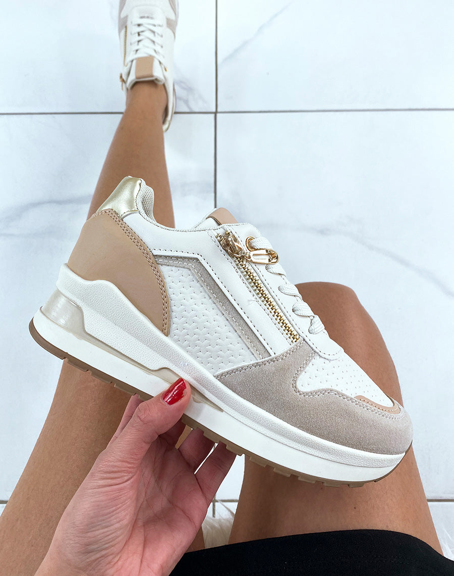 Baskets aux nuances beiges à semelle épaisse