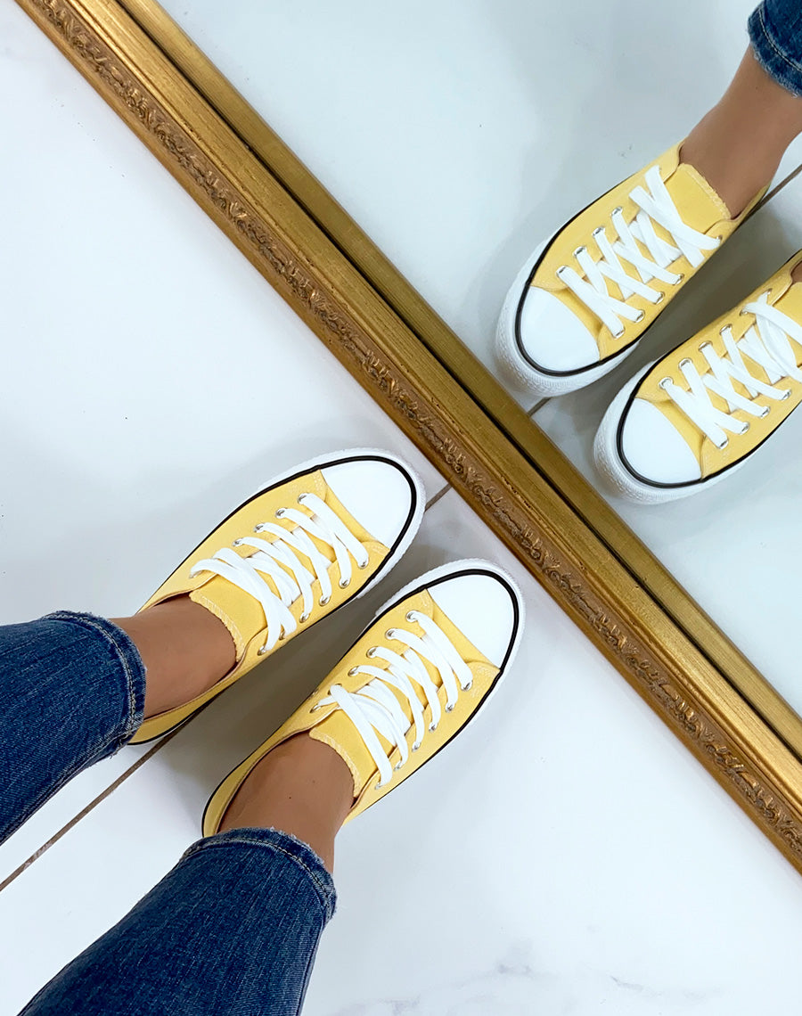 Baskets basses en tissu jaune