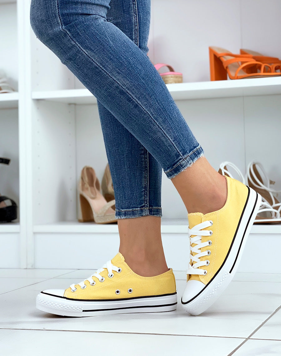 Baskets basses en tissu jaune
