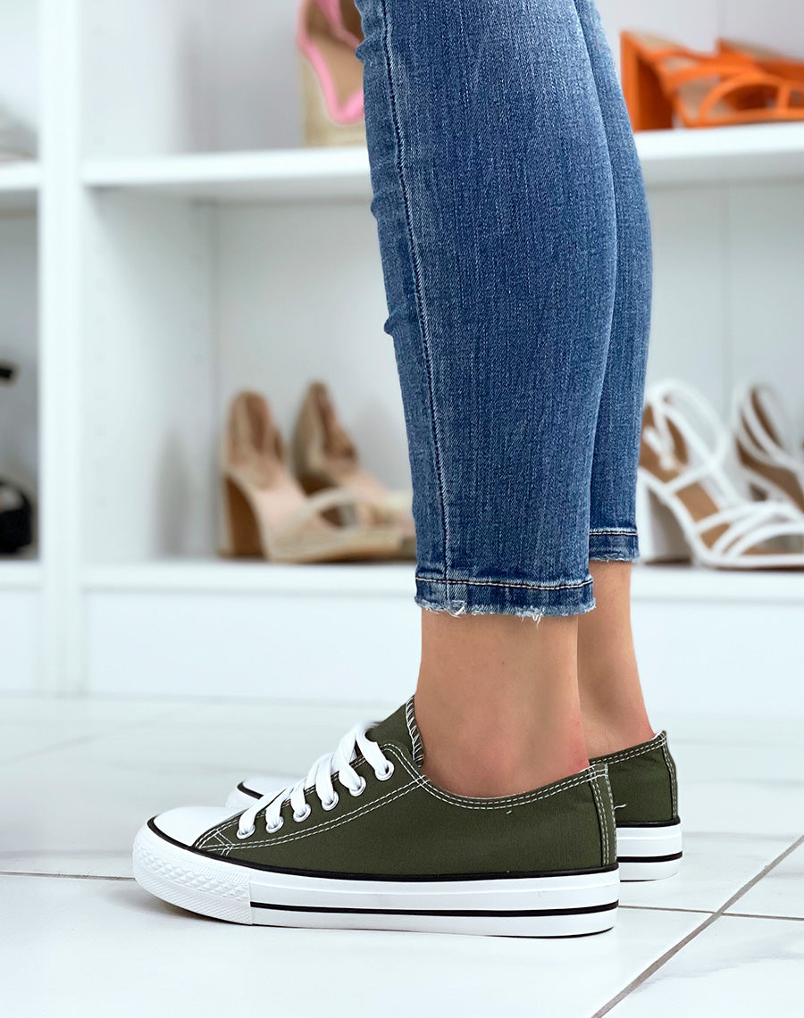 Baskets basses en tissu kaki