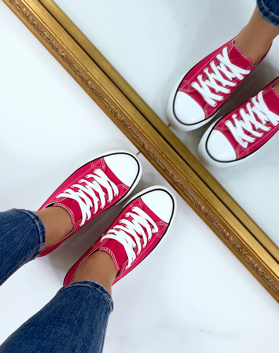 Baskets basses en tissu rose fushia