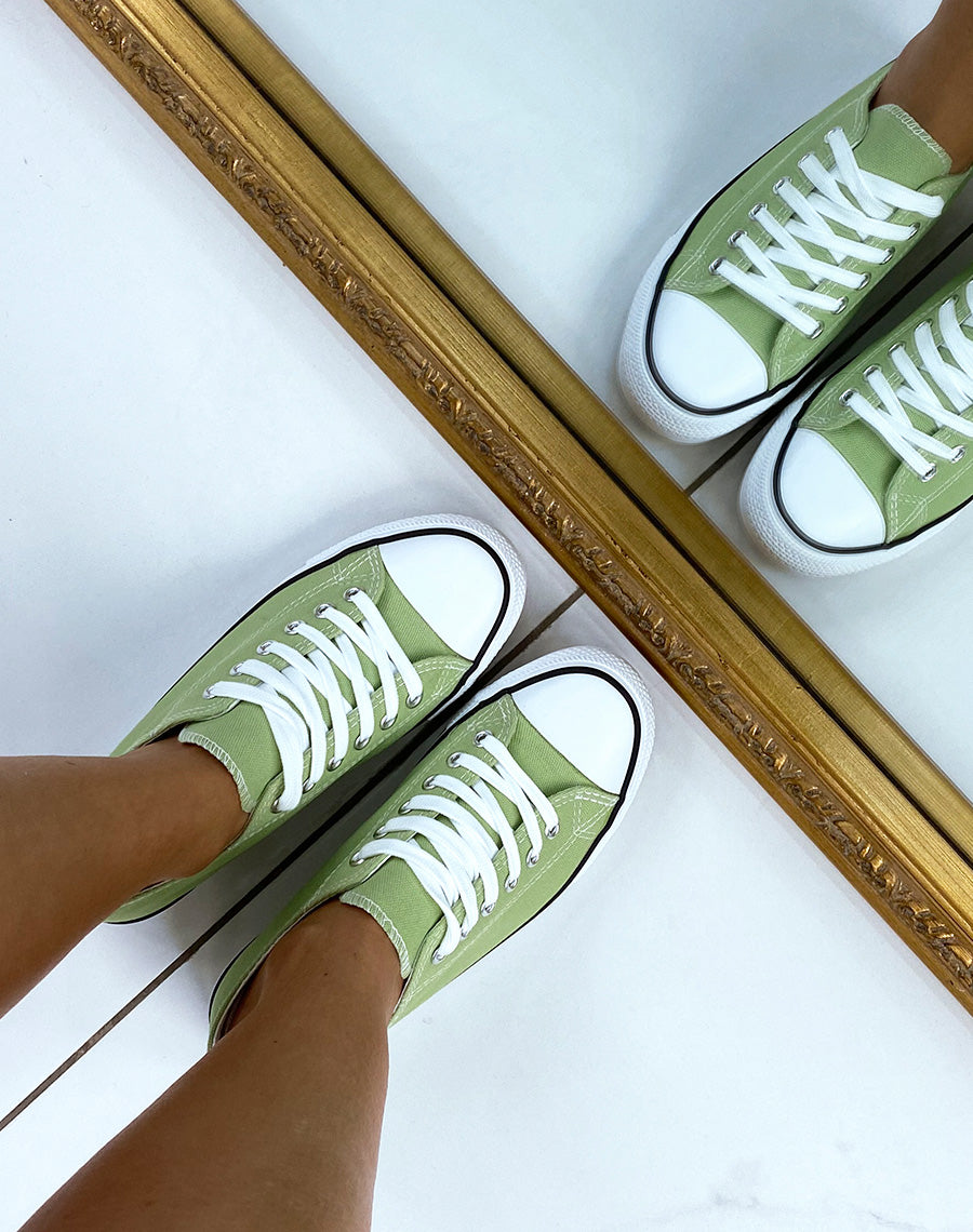 Baskets basses en tissu vert pomme