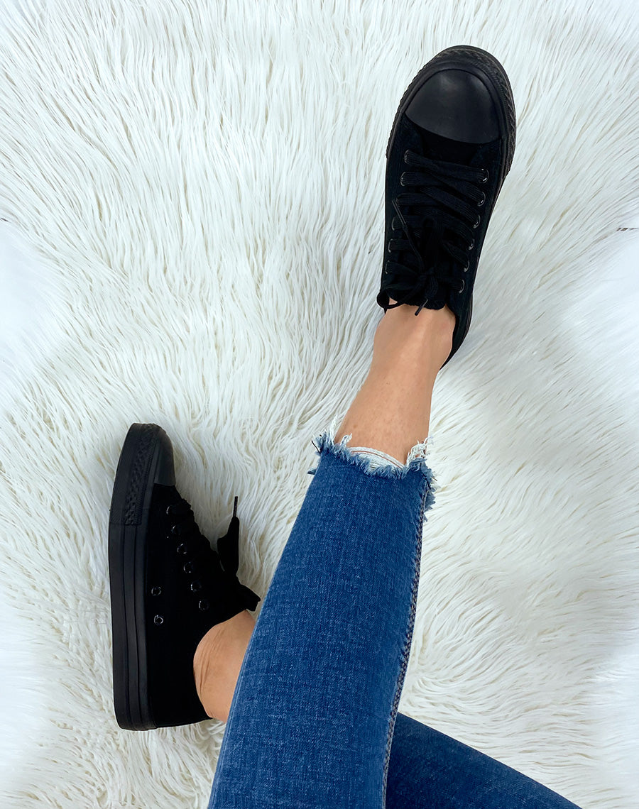 Baskets basses en toile à lacet noires