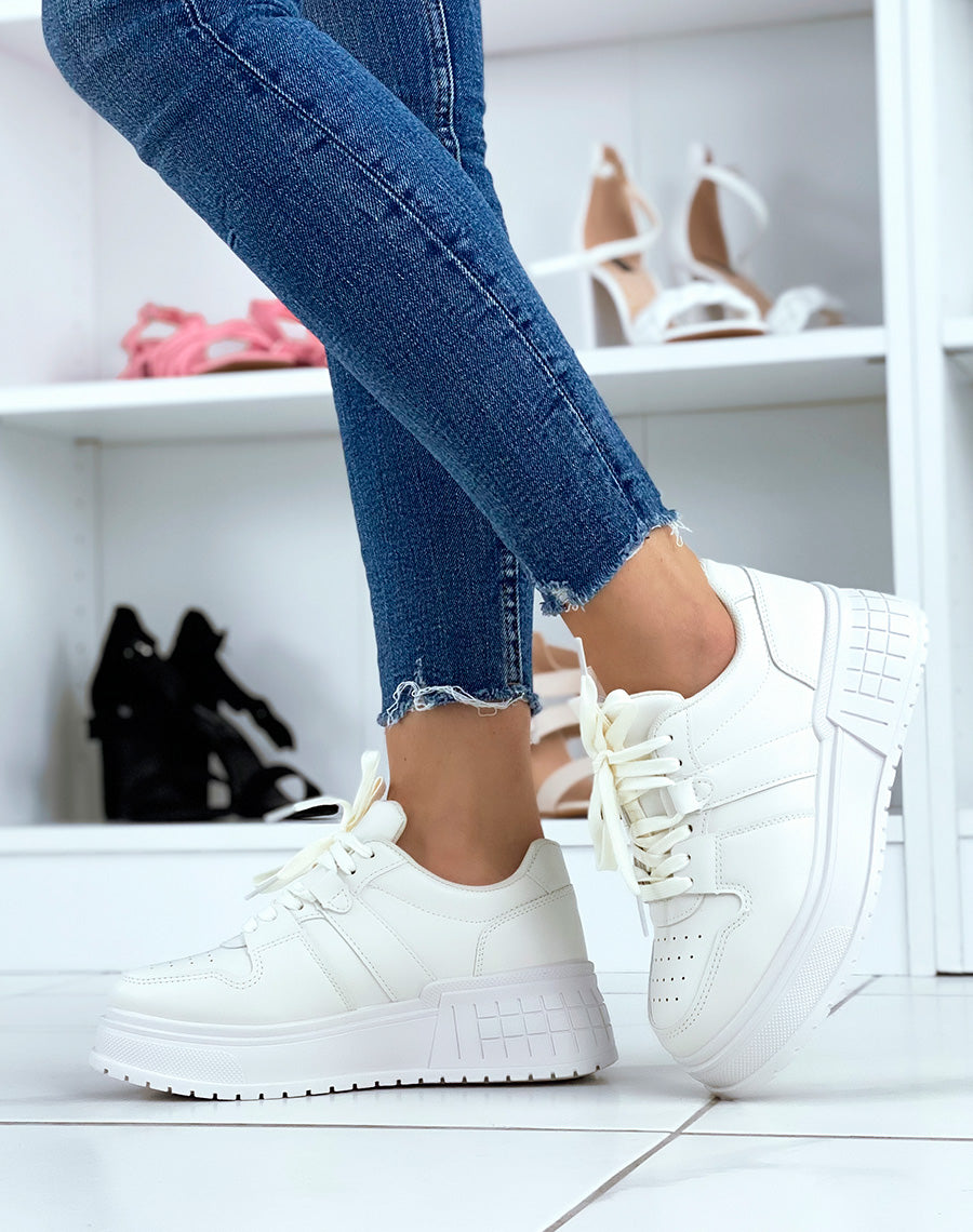 Baskets beige clair à semelle épaisse