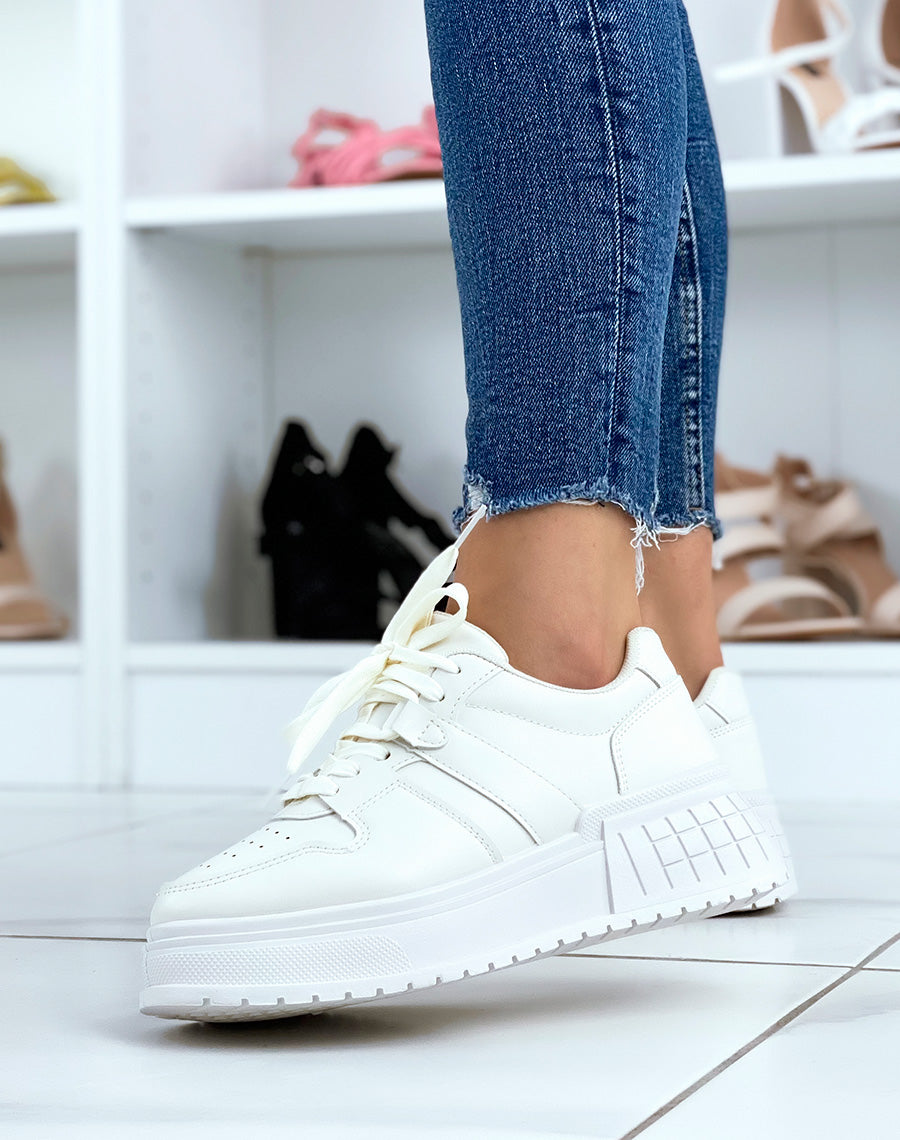 Baskets beige clair à semelle épaisse