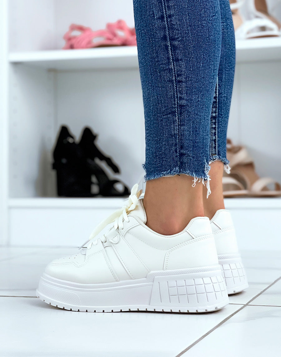 Baskets beige clair à semelle épaisse