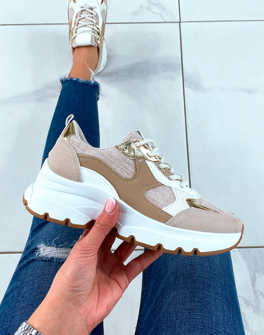 Baskets beige à lacets avec détails tissus et dorés