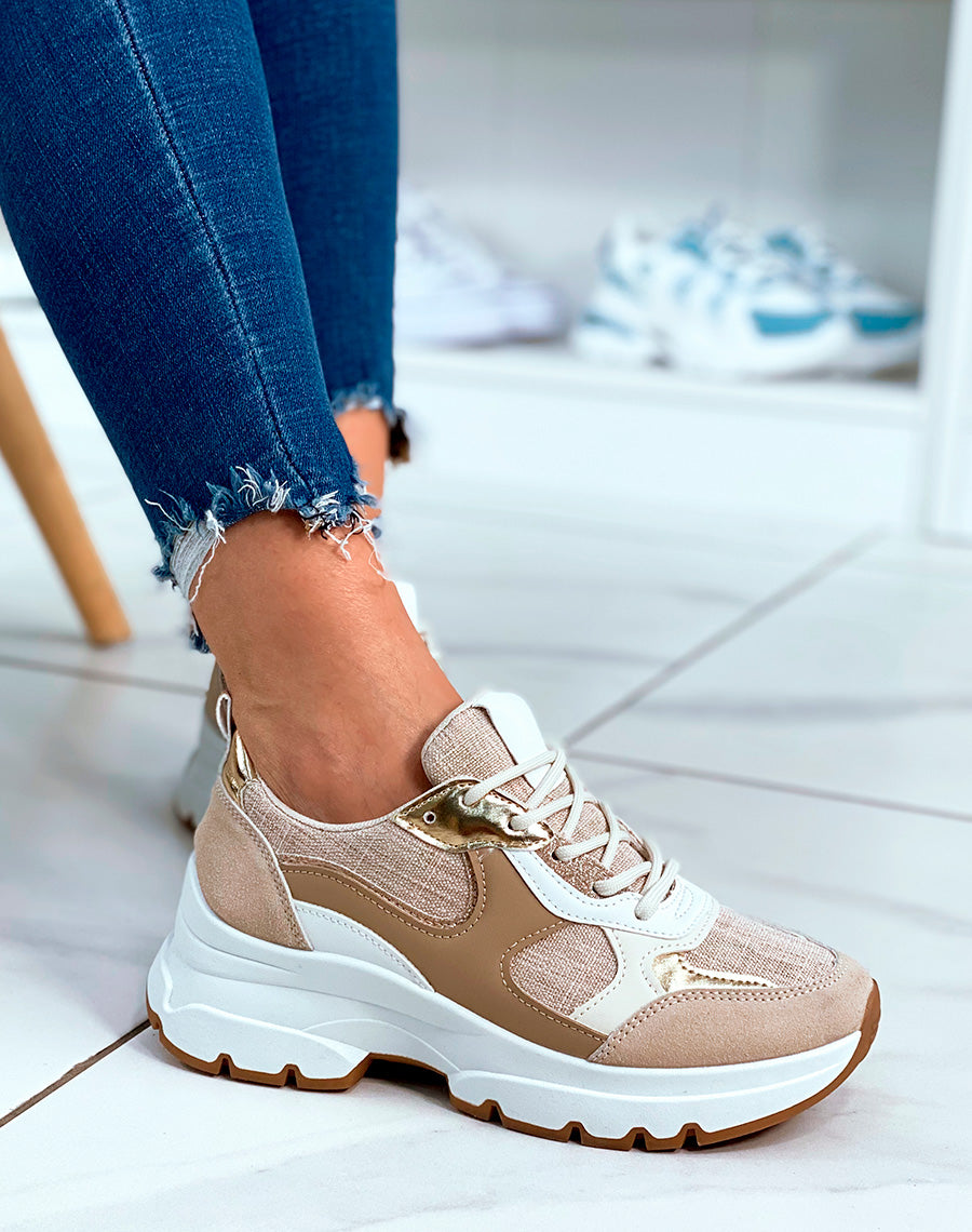 Baskets beige à lacets avec détails tissus et dorés