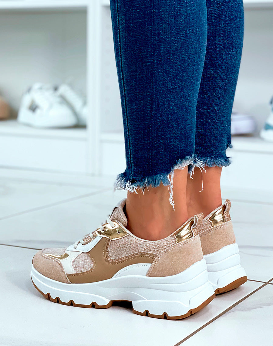 Baskets beige à lacets avec détails tissus et dorés