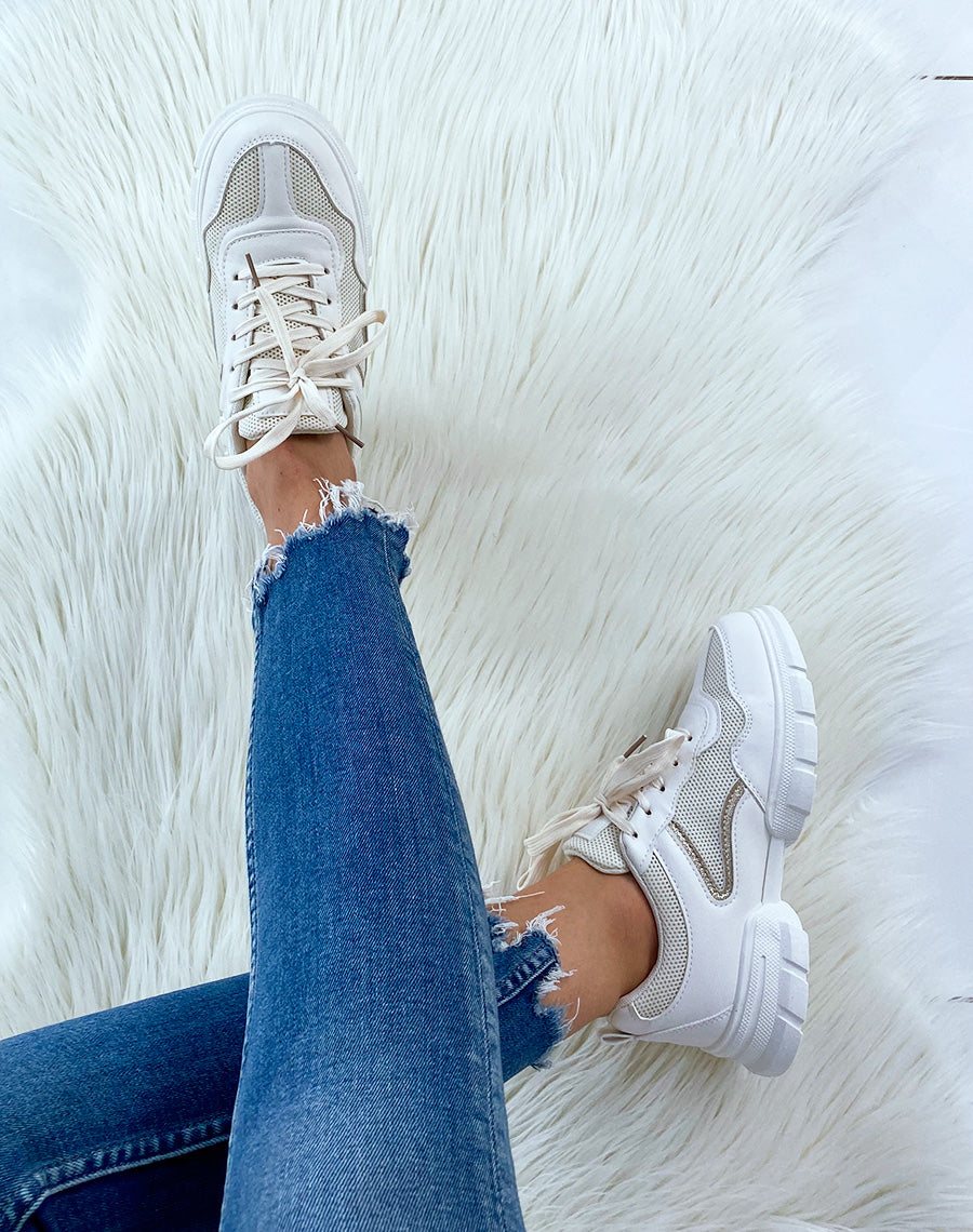 Baskets beiges bi-matières à empiècements dorés