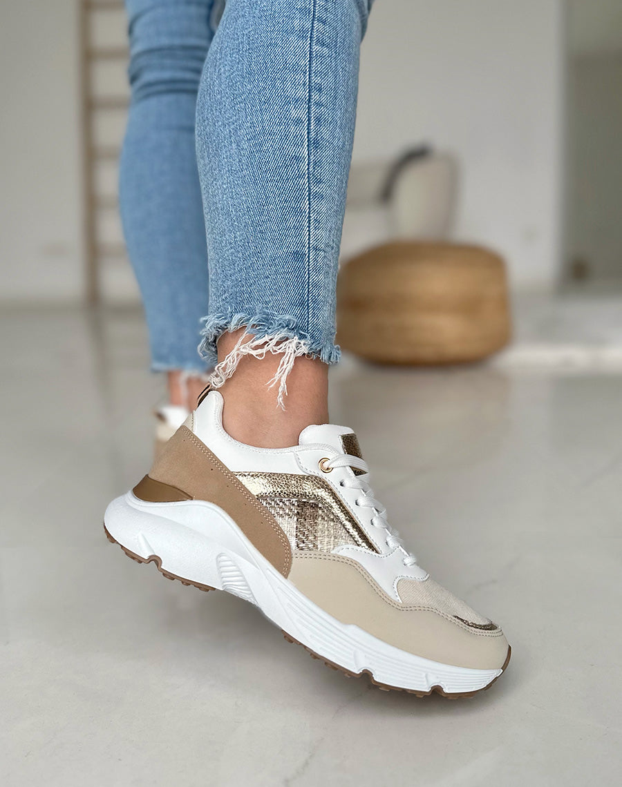 Baskets beiges à détails bicolores et motif tartan beige et blanc