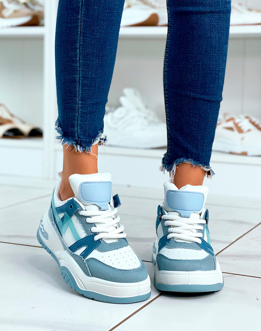 BASKETS BI-COULEUR JEANS ET BLANCHES ? MOTIF ET ? LACETS EFFET CORDE