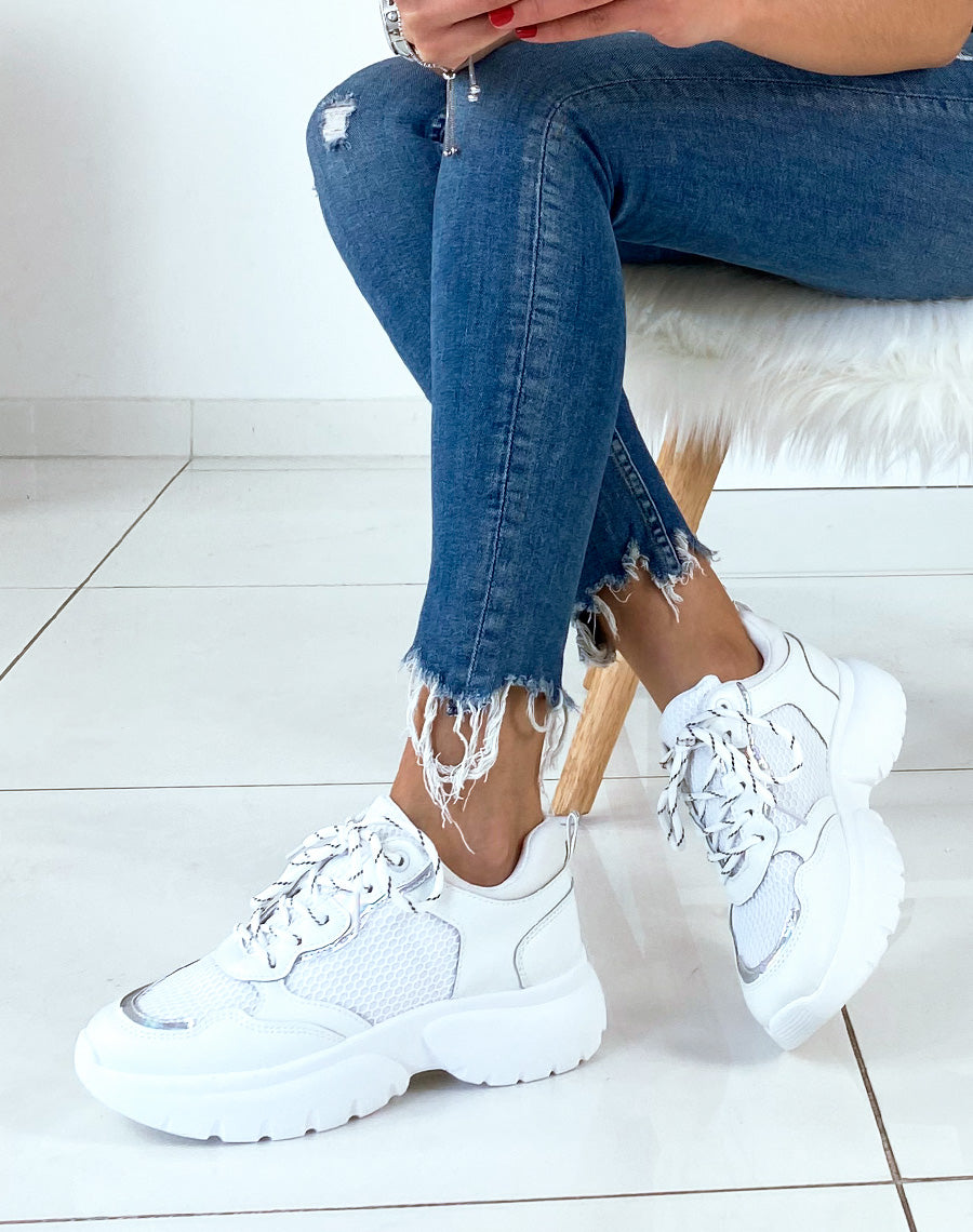 Baskets blanche détail holographique