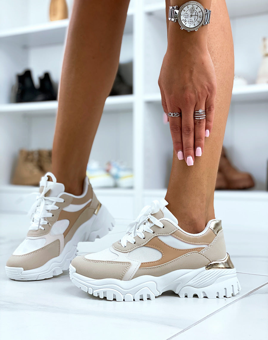 Baskets blanches aux empiècements beiges