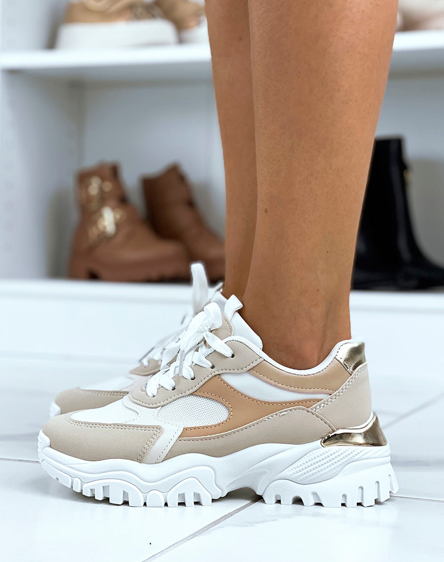 Baskets blanches aux empiècements beiges