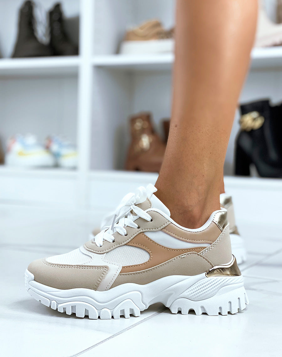 Baskets blanches aux empiècements beiges