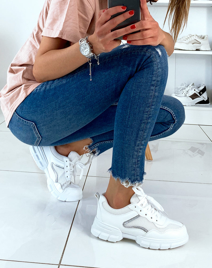 Baskets blanches bi-matières à empiècements argentés