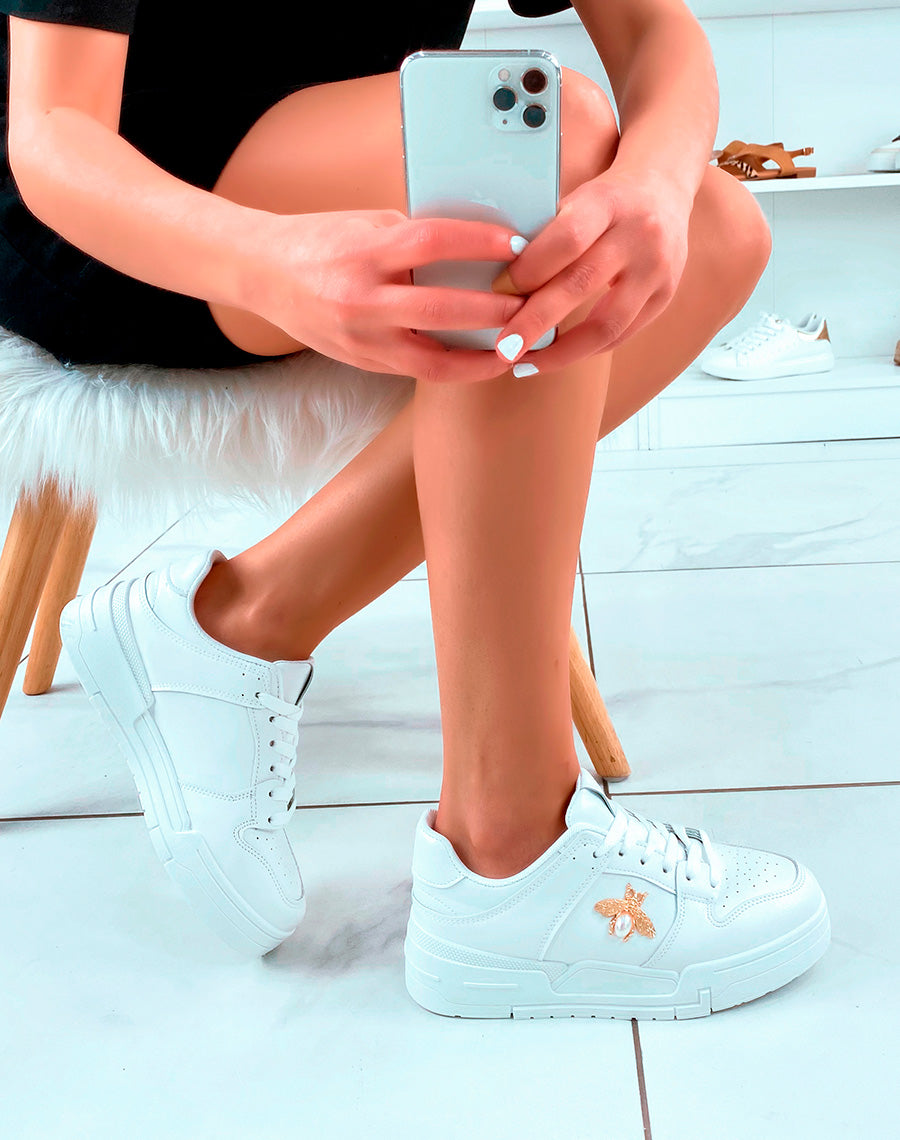 Baskets blanches à bijoux abeille