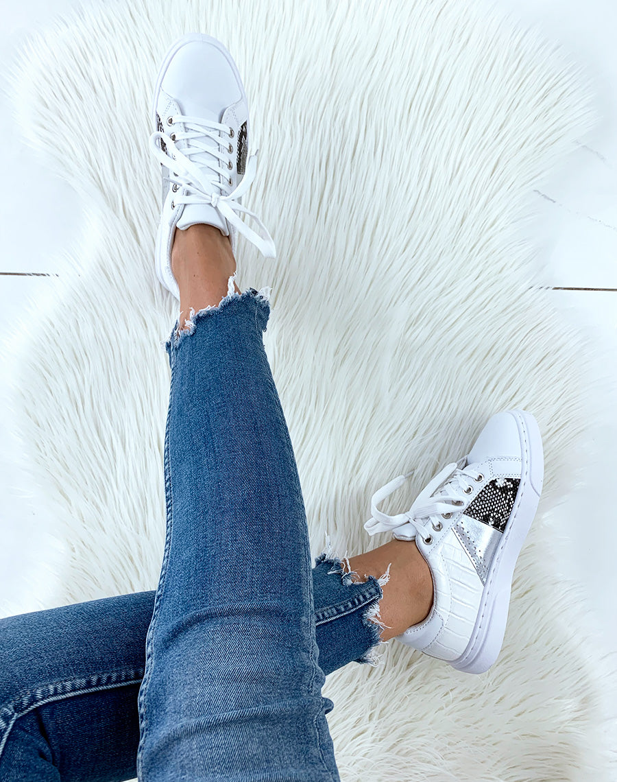 Baskets blanches à empiècements argentés croco blanc et python