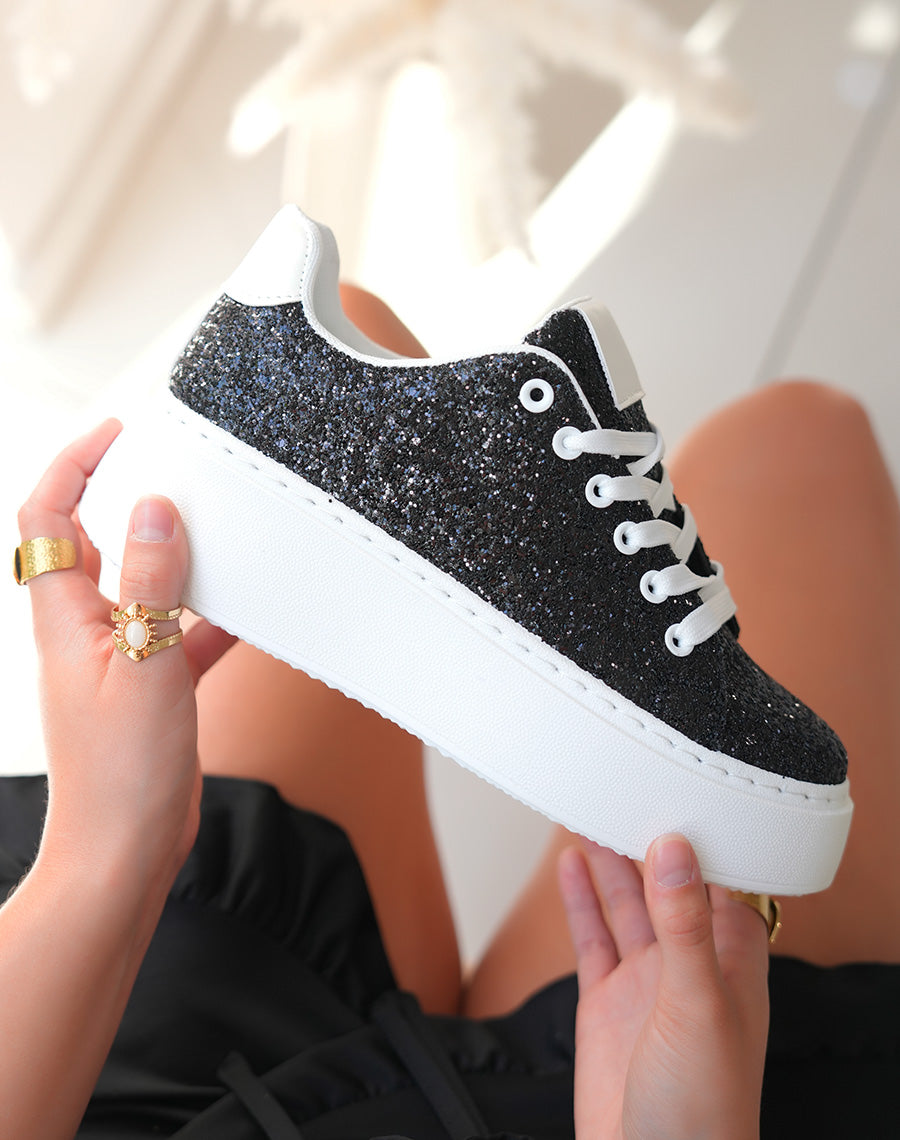 Baskets blanches à empiècements noires pailleté et à grosse plateforme