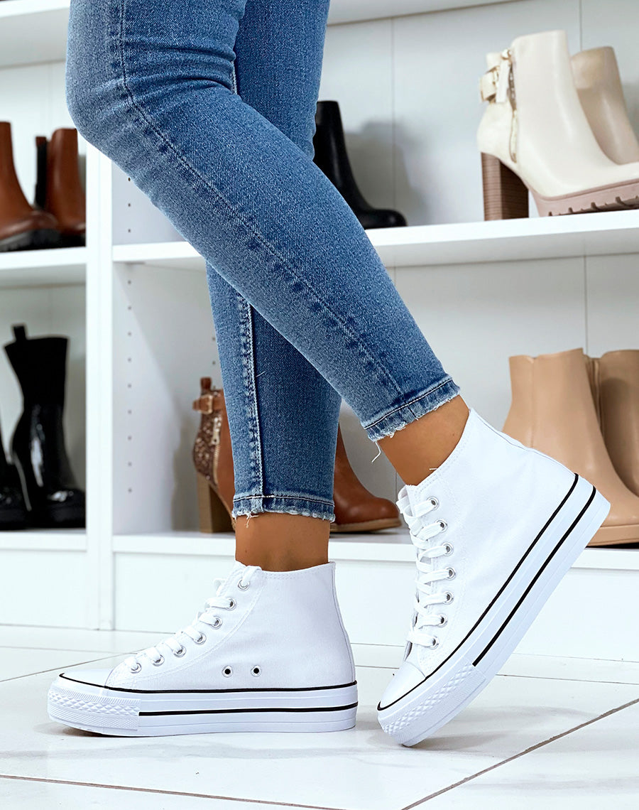 Baskets blanches en toile montantes