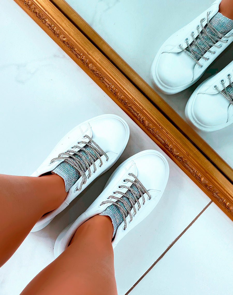 Baskets blanches et argentées strassées