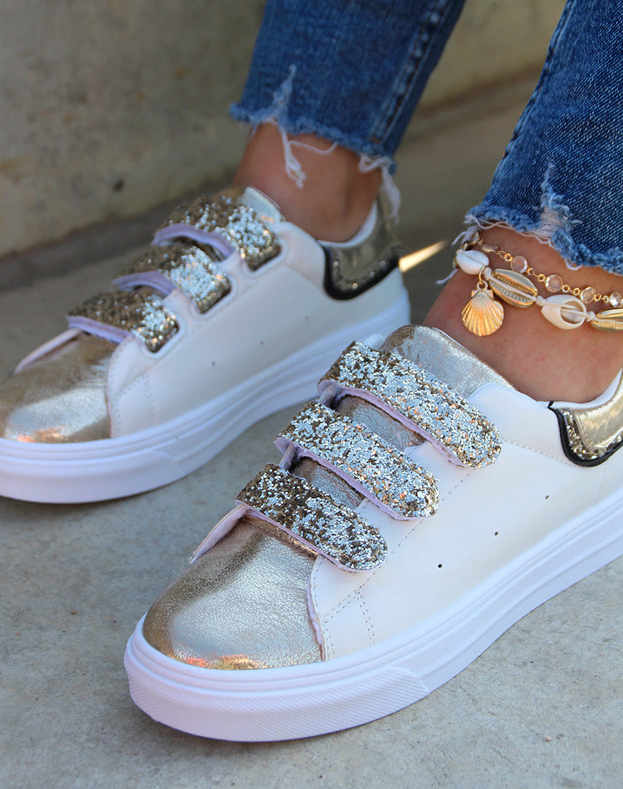 Baskets blanches et dorées à scratch
