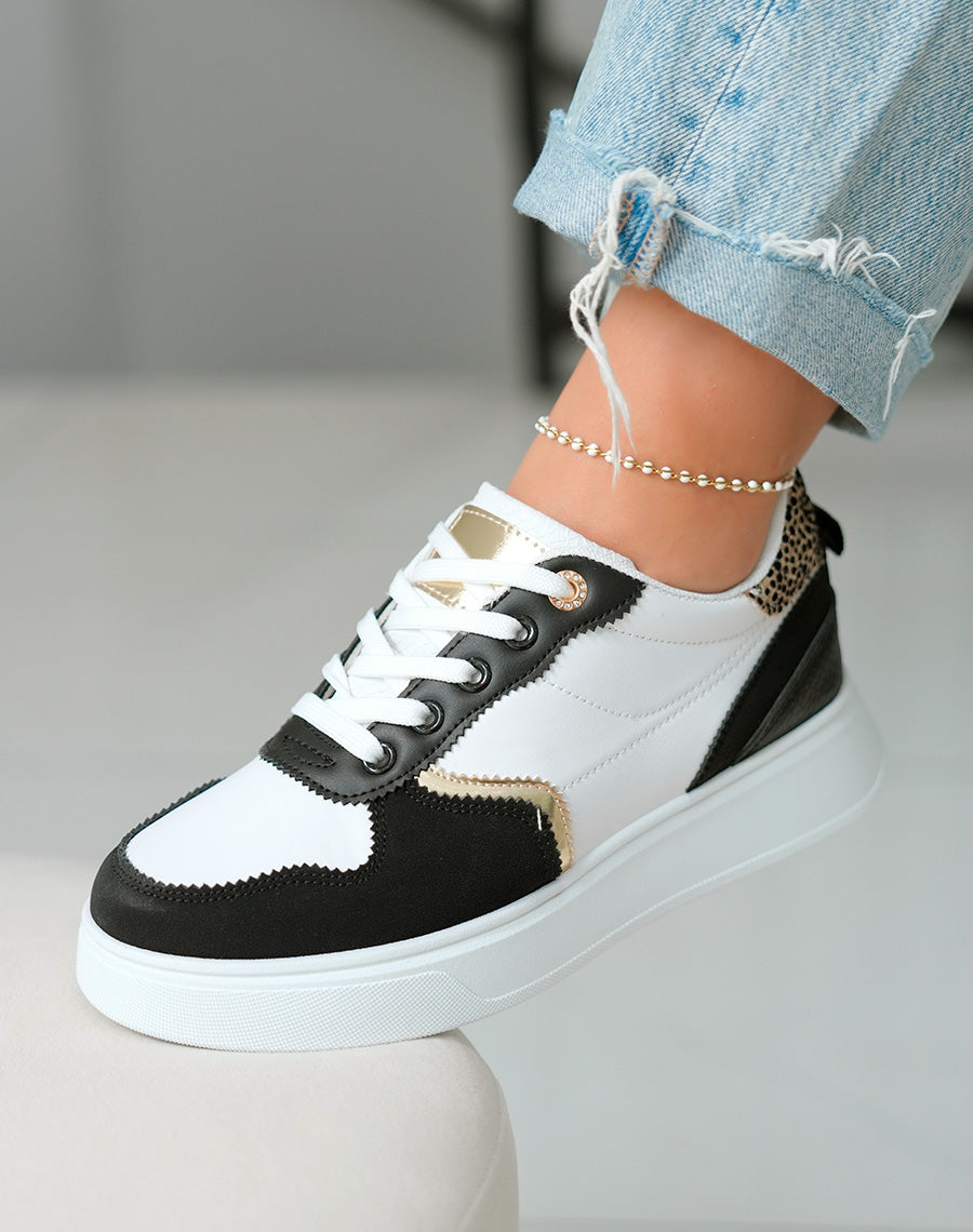 Baskets Blanches Femme à Empiècements Noirs et Détails Dorés