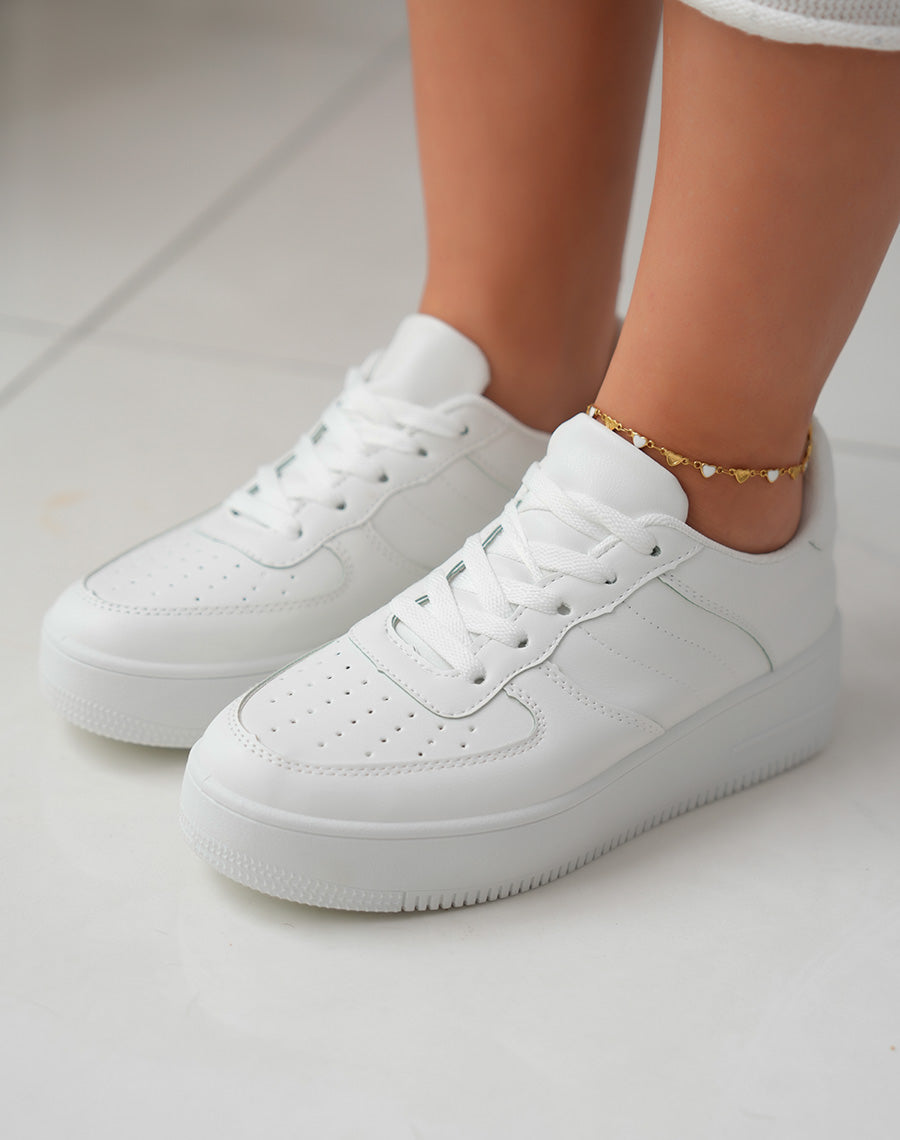 Baskets blanches à grosse plateforme