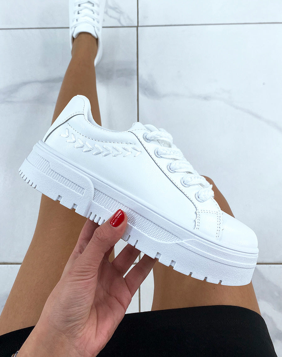 Baskets blanches à plateforme épaisse