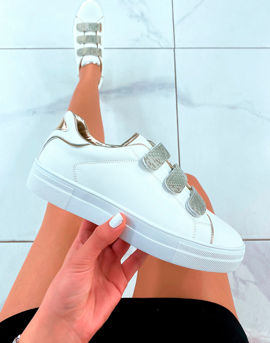 Baskets blanches à scratch en effet snake beige