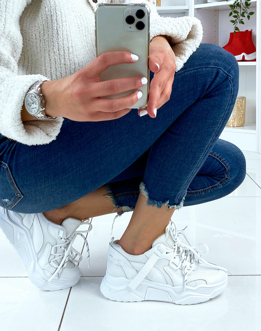 Baskets blanches à semelle épaisse bi-matières