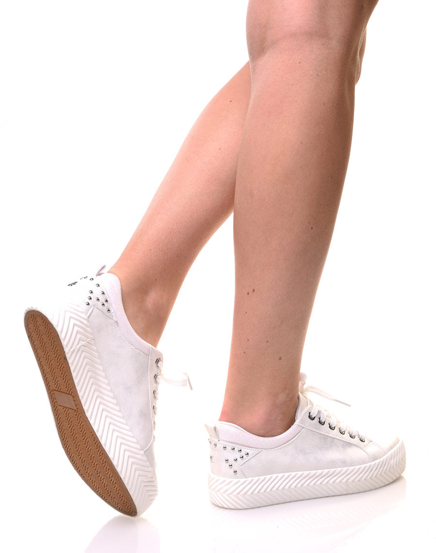 Baskets blanches semelles épaisses à motifs