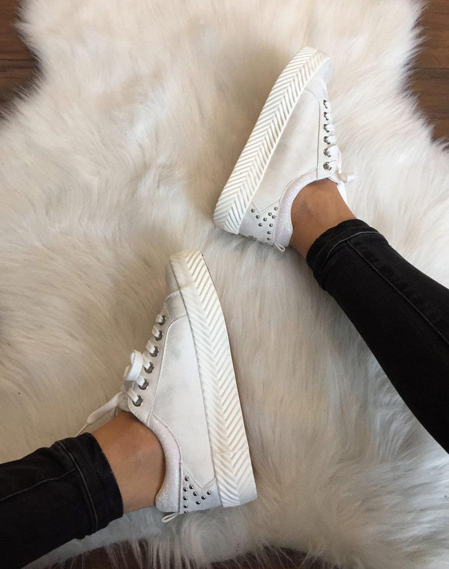 Baskets blanches semelles épaisses à motifs