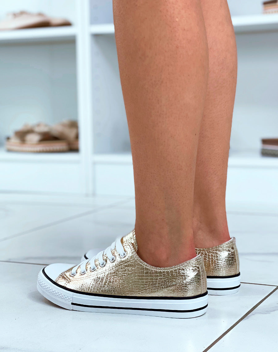 Baskets doré métallisé à semelle plate