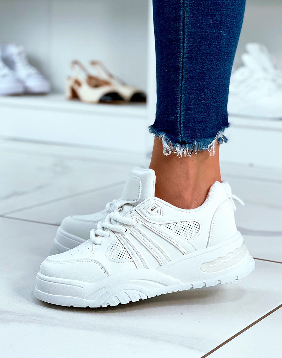 BASKETS ? EMPI?CEMENT BLANCHES POUR FEMMES