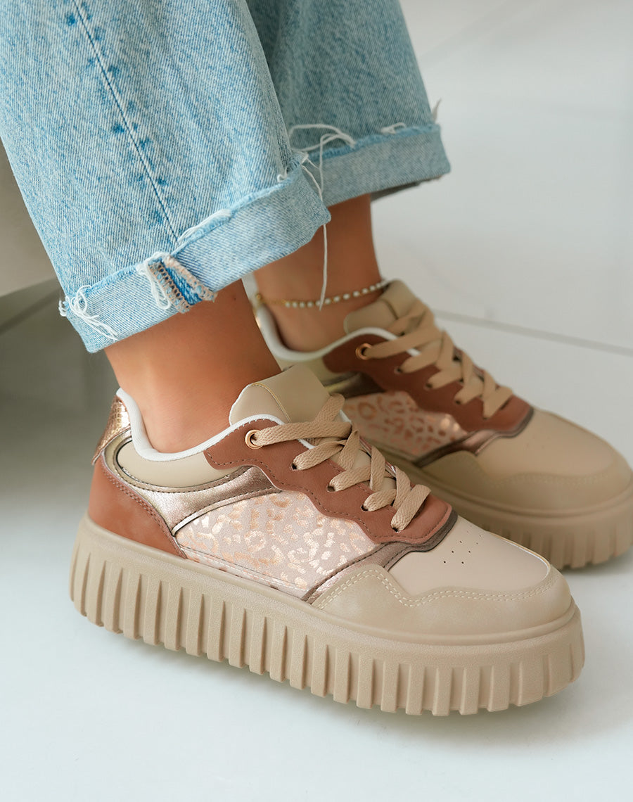 Baskets à Empiècements Marron et Détails Léopard