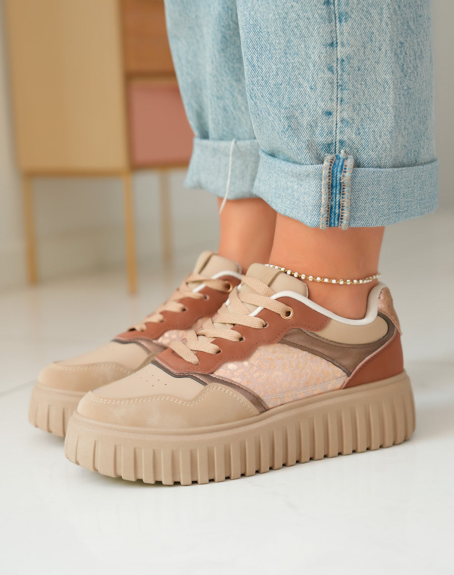 Baskets à Empiècements Marron et Détails Léopard