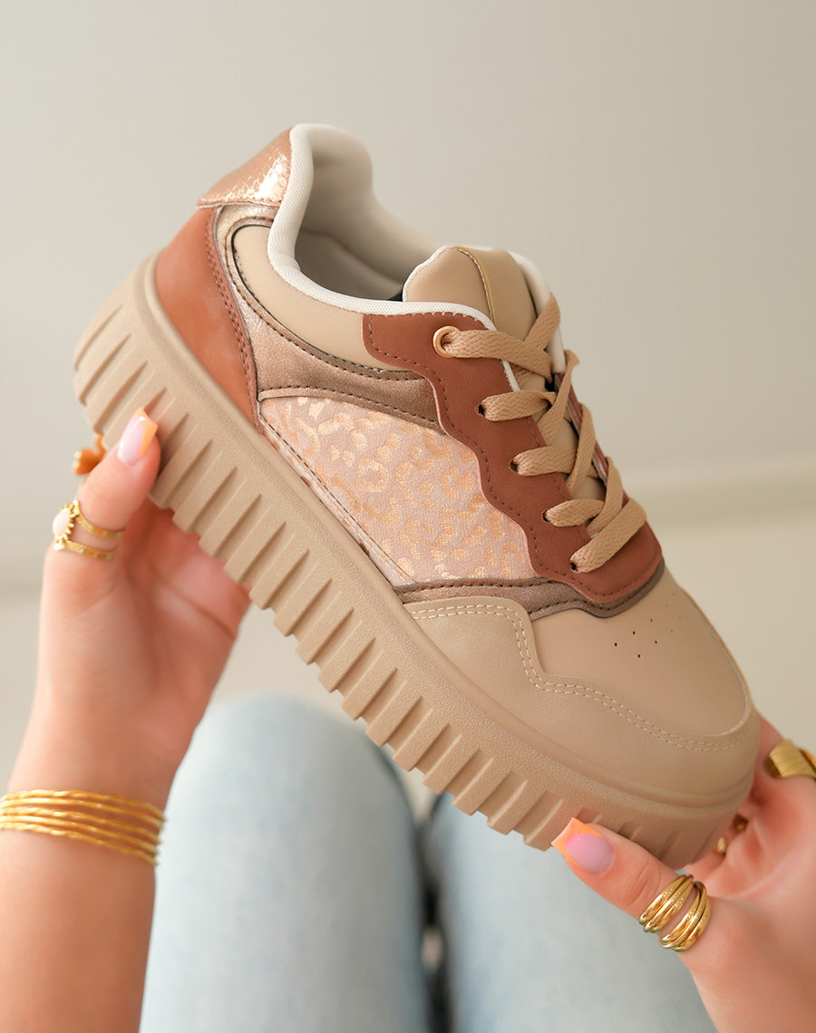 Baskets à Empiècements Marron et Détails Léopard