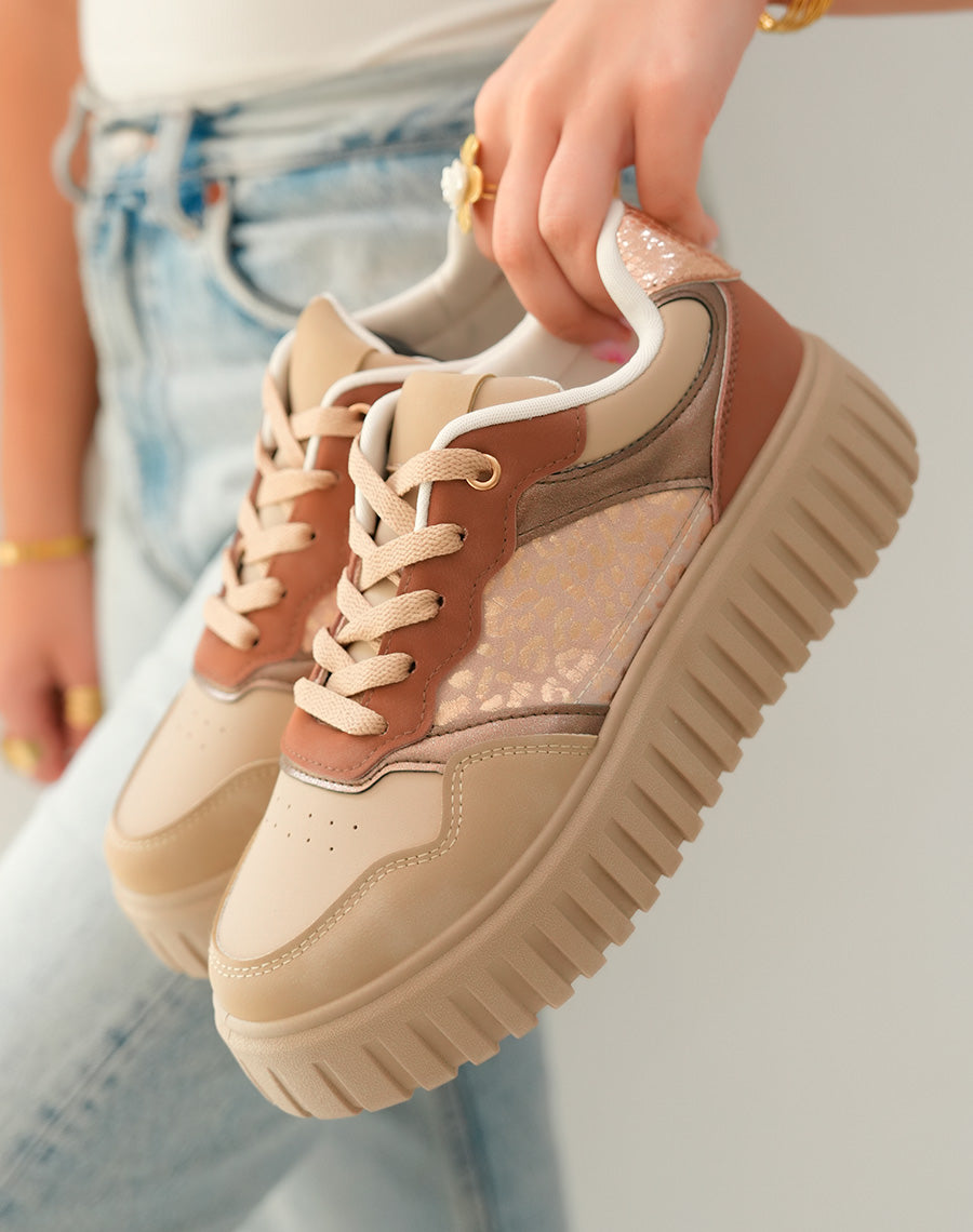 Baskets à Empiècements Marron et Détails Léopard